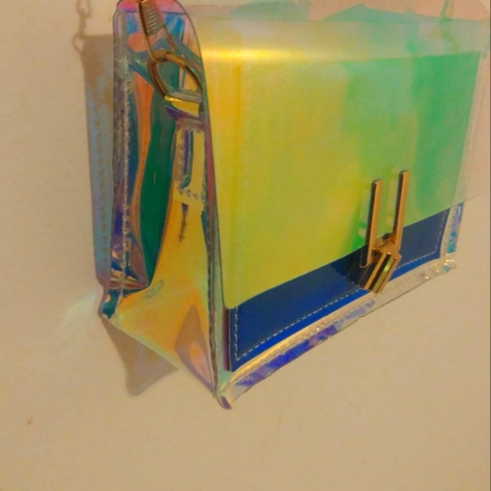 Pretty small bag